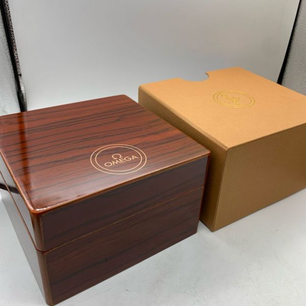 Фирменная коробка Omega (12322)